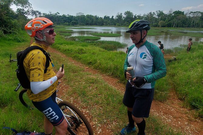 bike-tour-3-countries-in-1-day-brazil-paraguay-and-argentina-in-55-km