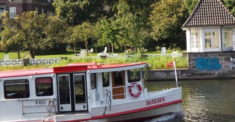 Bike tour around the Alster - Celebs, water, and nature - The Itinerary in Detail