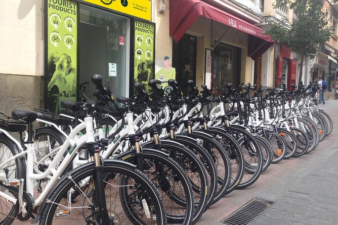 bike-tour-chasing-the-best-sunset-in-madrid