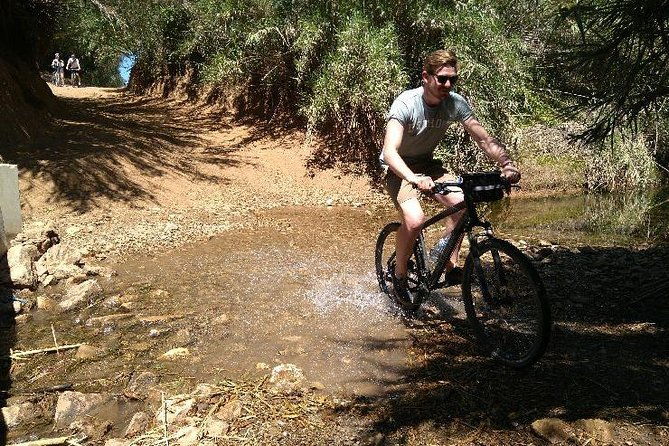 bike-tour-go-into-nature