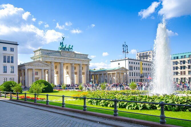 bike-tour-of-berlin-top-attractions-with-private-guide