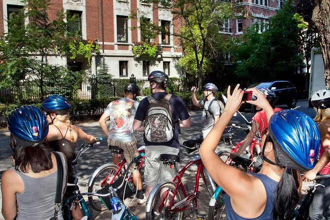Bike Tour of Chicago's Lakefront Neighborhoods - Who Should Consider This Tour?
