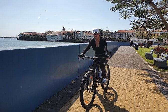 bike-tour-panama-city-and-the-old-town