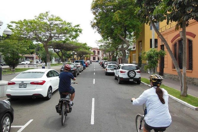 bike-tour-san-isidro-miraflores-and-barranco