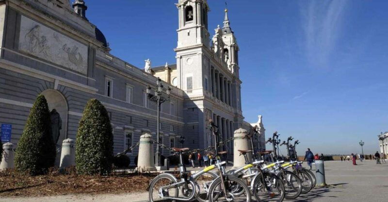 bike-tour-through-madrid-rio-and-casa-de-campo