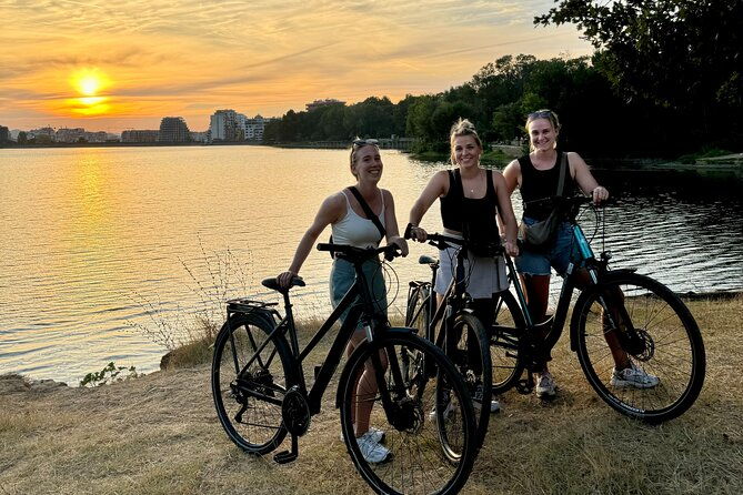 bike-tour-tirana-guided-sightseeing-and-cultural-city-tour