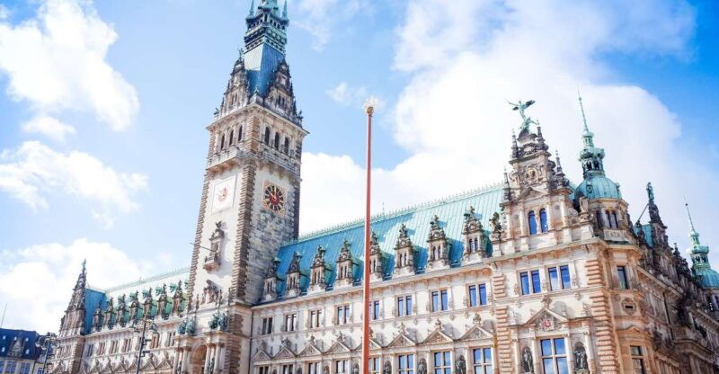 bike-tour-with-a-private-guide-hamburg-best-highlights-2