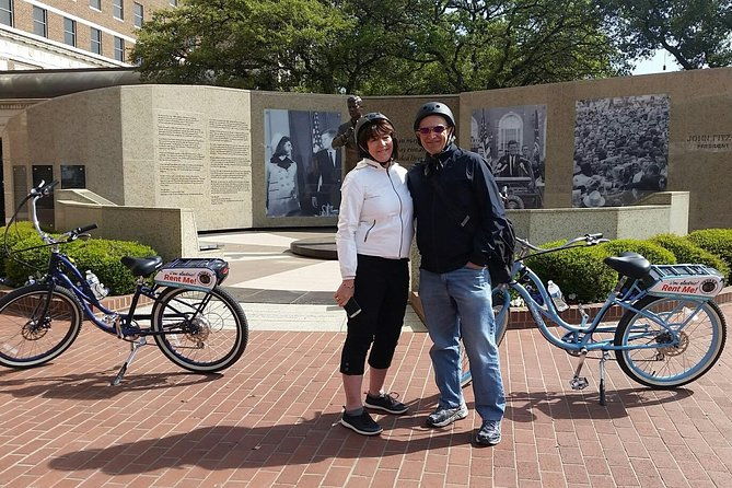 bikes-and-bbq-electric-bike-tour-of-fort-worth