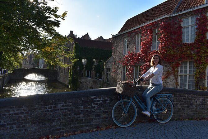 BikeTour Bruges & Damme in Spanish and English - Exploring Bruges and Damme by Bicycle: A Practical, Authentic Experience