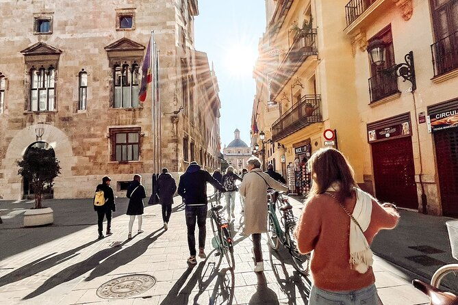 biketour-in-valencia-with-locals