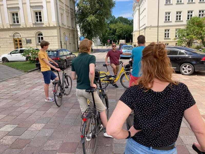 Biking Through Warsaw Highlights with Picturesque Views - Key Points
