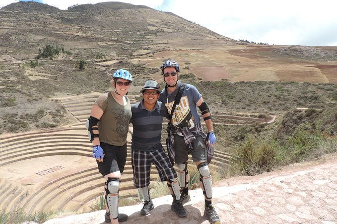 biking-tour-to-maras-and-moray-private-service