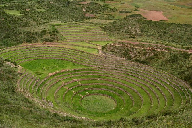 biking-tour-to-maras-and-moray-private-service