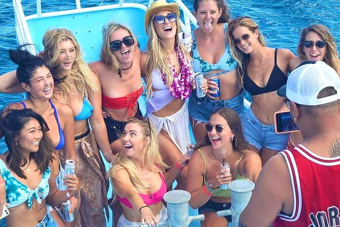 bikini-bottom-public-party-dance-cruise-live-dj