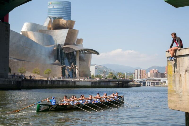 bilbao-city-tour-from-san-sebastian-2