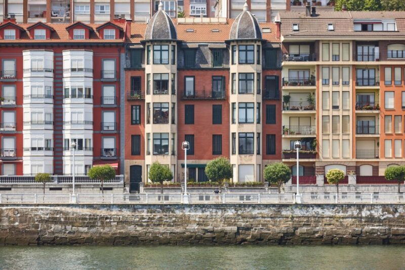 bilbao-express-walk-with-a-local-in-60-minutes