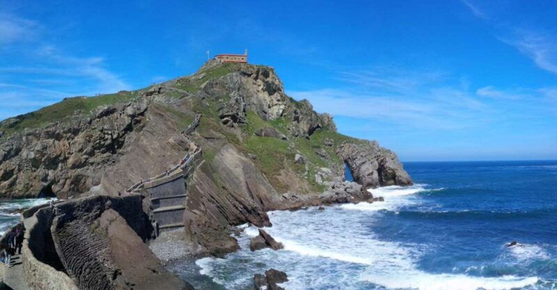 bilbao-guggenheim-and-gaztelugatxe-from-san-sebastian-2