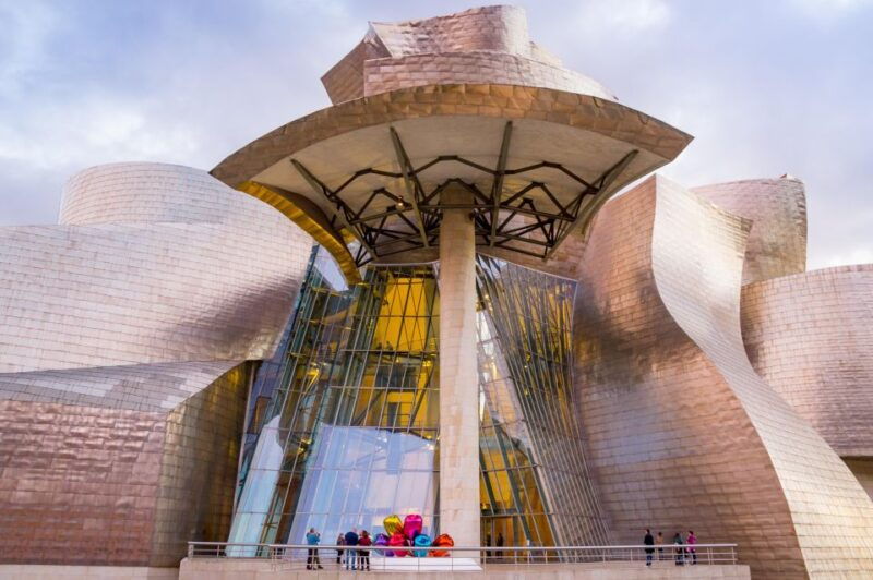 bilbao-guggenheim-museum-private-guided-visit