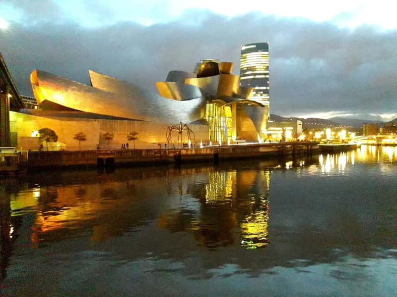 Bilbao: Guggenheim Museum Tour with Skip-the-Line Tickets - The Sum Up: Who Is This Tour Best For?
