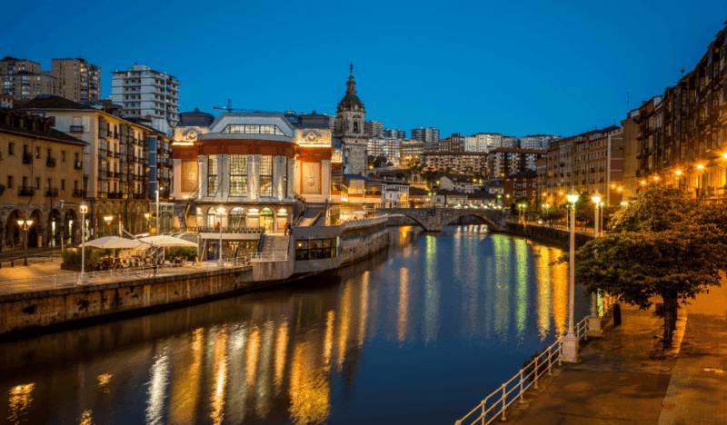 bilbao-guggenheim-private-walking-tour-from-hotel-center