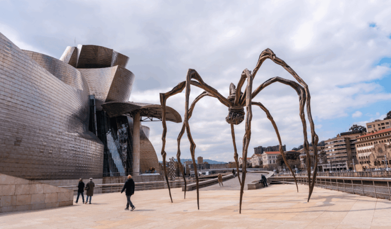 bilbao-guggenheim-private-walking-tour-from-hotel-center