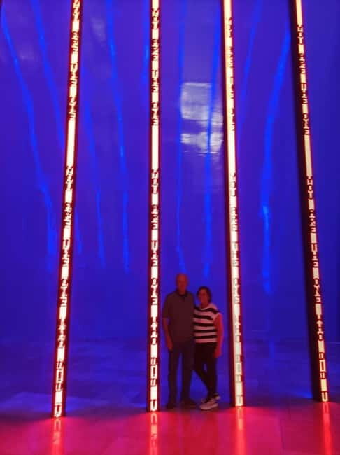 Bilbao: Guggenheim VIP Experience. Small Group. Expert Guide - Key Points