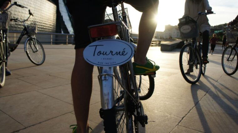 bilbao-guided-highlights-small-group-e-bike-tour