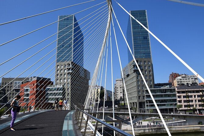 bilbao-highlights-guggenheim-getaria-village-private-tour