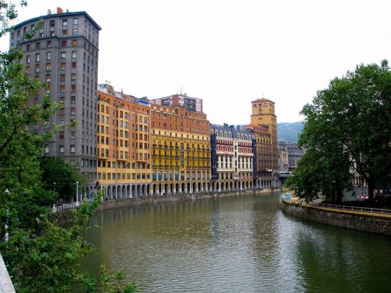 bilbao-like-a-local-customized-guided-tour