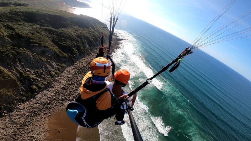 bilbao-paragliding-flight-on-the-coast-of-sopelana-and-getxo