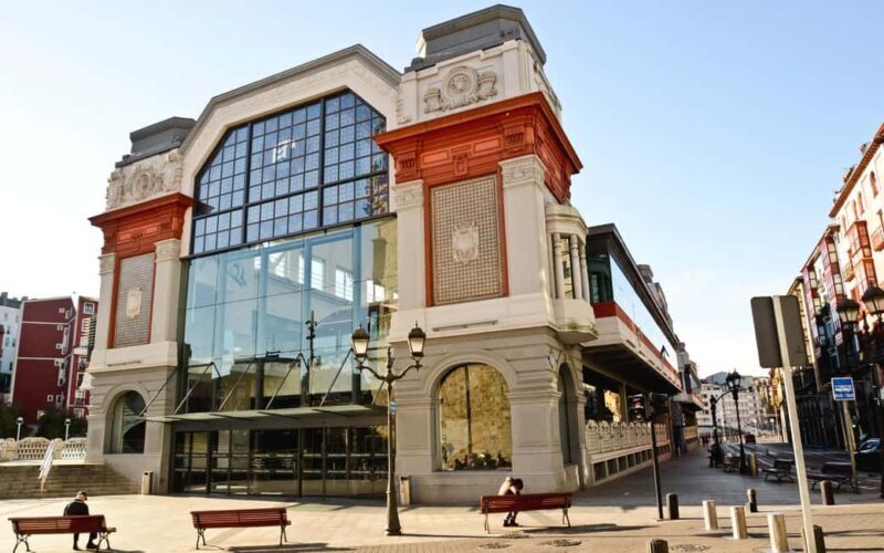 Bilbao: Private Walking Historic & Cultural Tour - What to Expect on the Tour