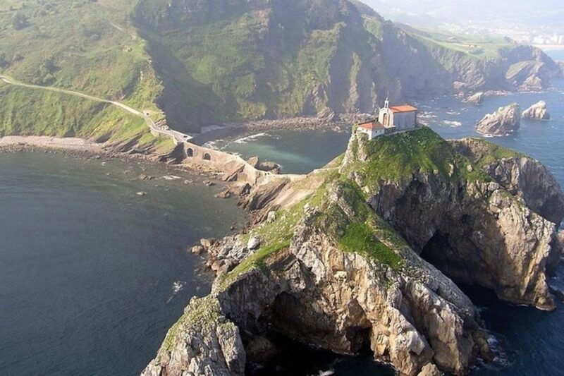 bilbao-san-juan-de-gaztelugatxe-and-txakoli-wine-day-trip