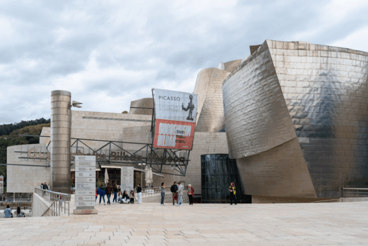 bilbao-skip-the-line-guggenheim-museum-guided-tour