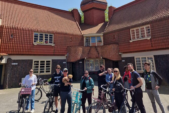 bills-bike-tour-amsterdam-bike-with-bill-and-puppy-herman