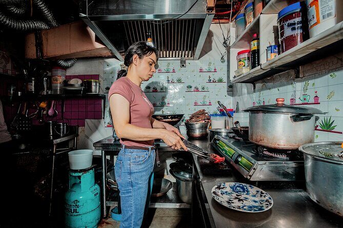 Binondo Bites Manila Food Tour with 15+ Tastings - Who Should Book This Tour?