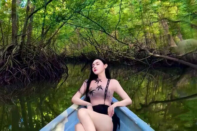 Bintan Sand Dunes & Blue Lakes Tour with Lunch & Mangrove Tour - Exploring the Bintan Sand Dunes & Blue Lakes Tour