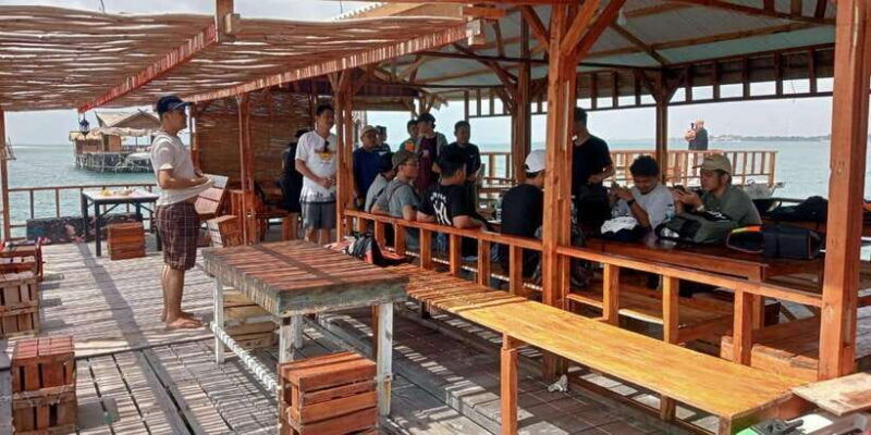 bintan-tour-snorkeling-white-sand