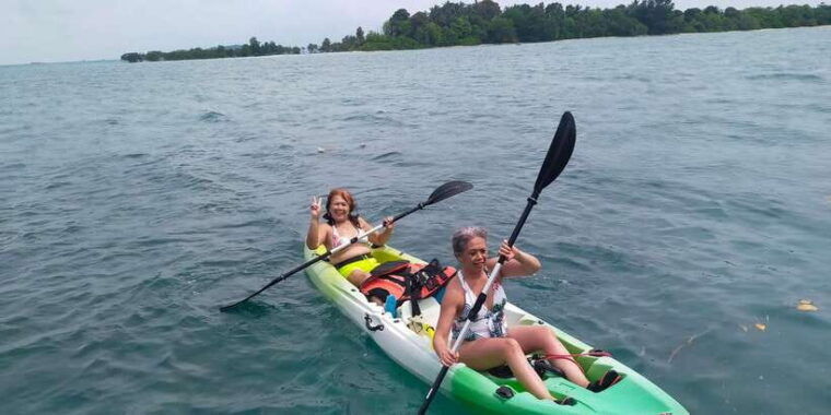 bintan-tour-snorkeling-white-sand