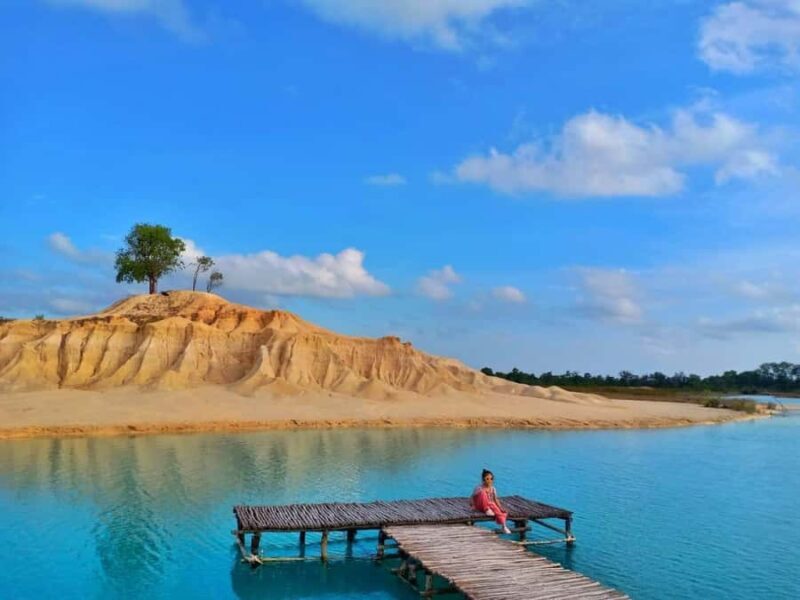 Bintan Ultimate Nature Package: Bintan Desert & Blue Lake - The Heart of the Tour: Sand Dunes & Blue Lake
