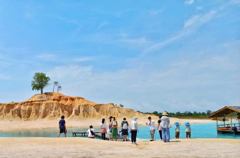 Bintan Ultimate Nature Package: Bintan Desert & Blue Lake - Guided Experience and Photo Opportunities