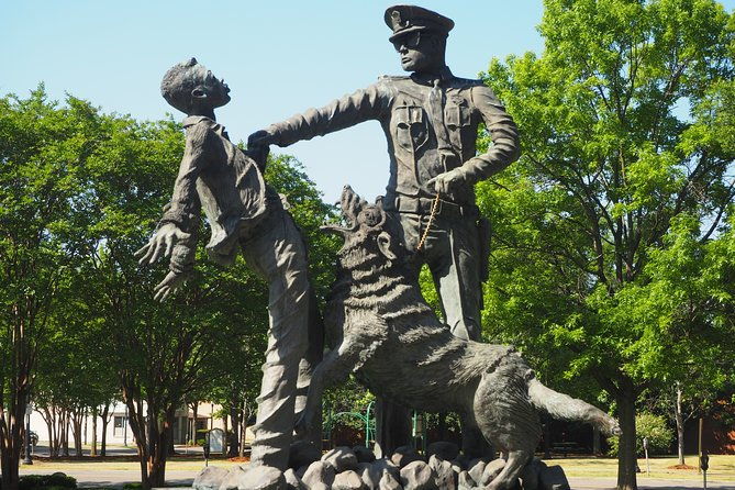 birmingham-civil-rights-tour-riding-walking