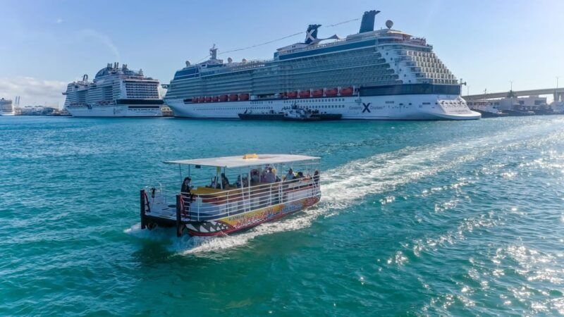 biscayne-bay-boat-ride-with-stops-in-miami-beach-and-miami