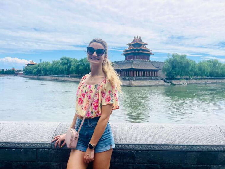 bite-and-stroll-brunch-tour-in-old-town-beijing