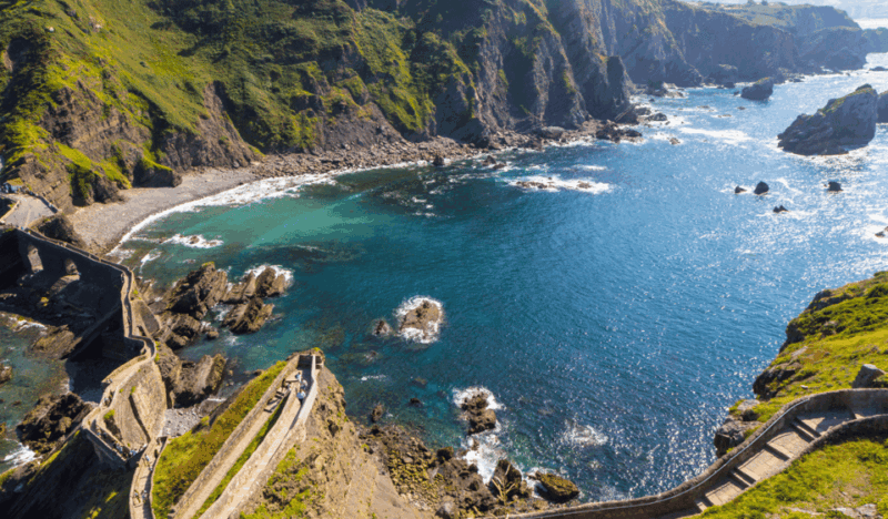 bizkaia-bridge-gernika-bermeo-gaztelugatxe-private-tour