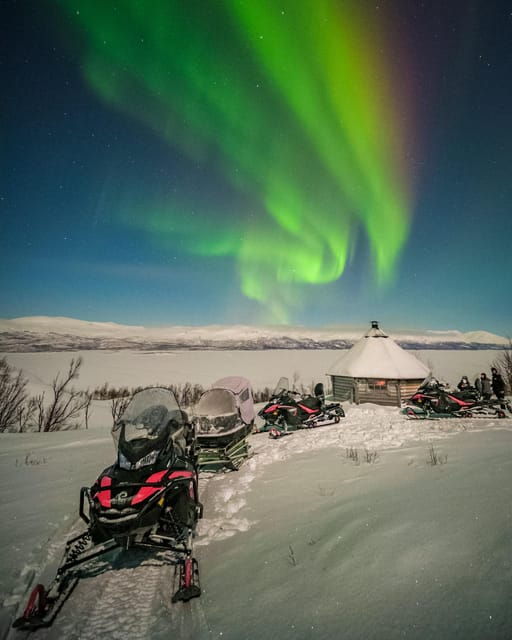 bjorkliden-abisko-night-sky-snowmobile-tour