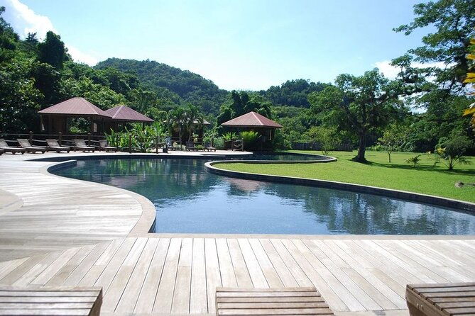 black-river-safari-ys-falls-and-flyods-pelican-bar