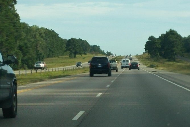 Black SUV Houston - College Station, Houston- college Station. - Black SUV Houston - College Station, Houston: A Practical and Comfortable Transfer Option