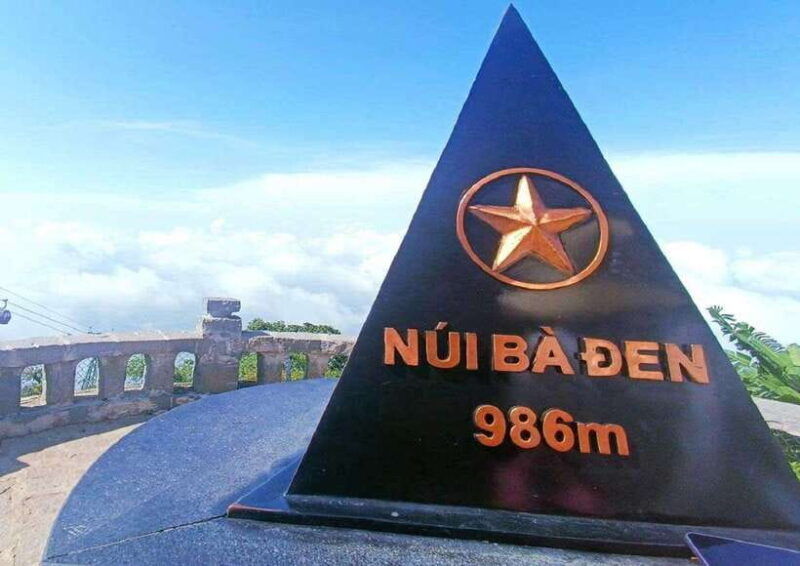 black-virgin-mountain-and-cao-dai-shrine-small-group-tour