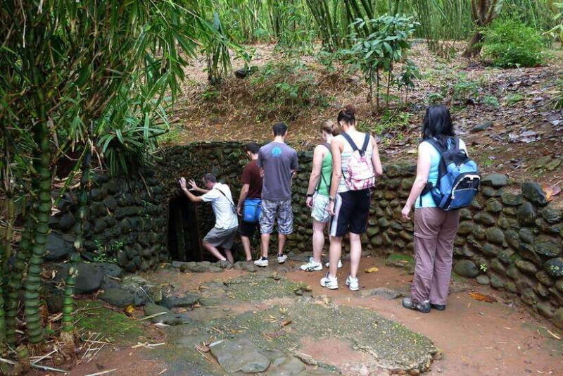 black-virgin-mountaincao-dai-temple-option-cu-chi-tunnels