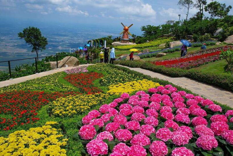 black-virgin-moutain-and-cao-dai-temple-private-tour